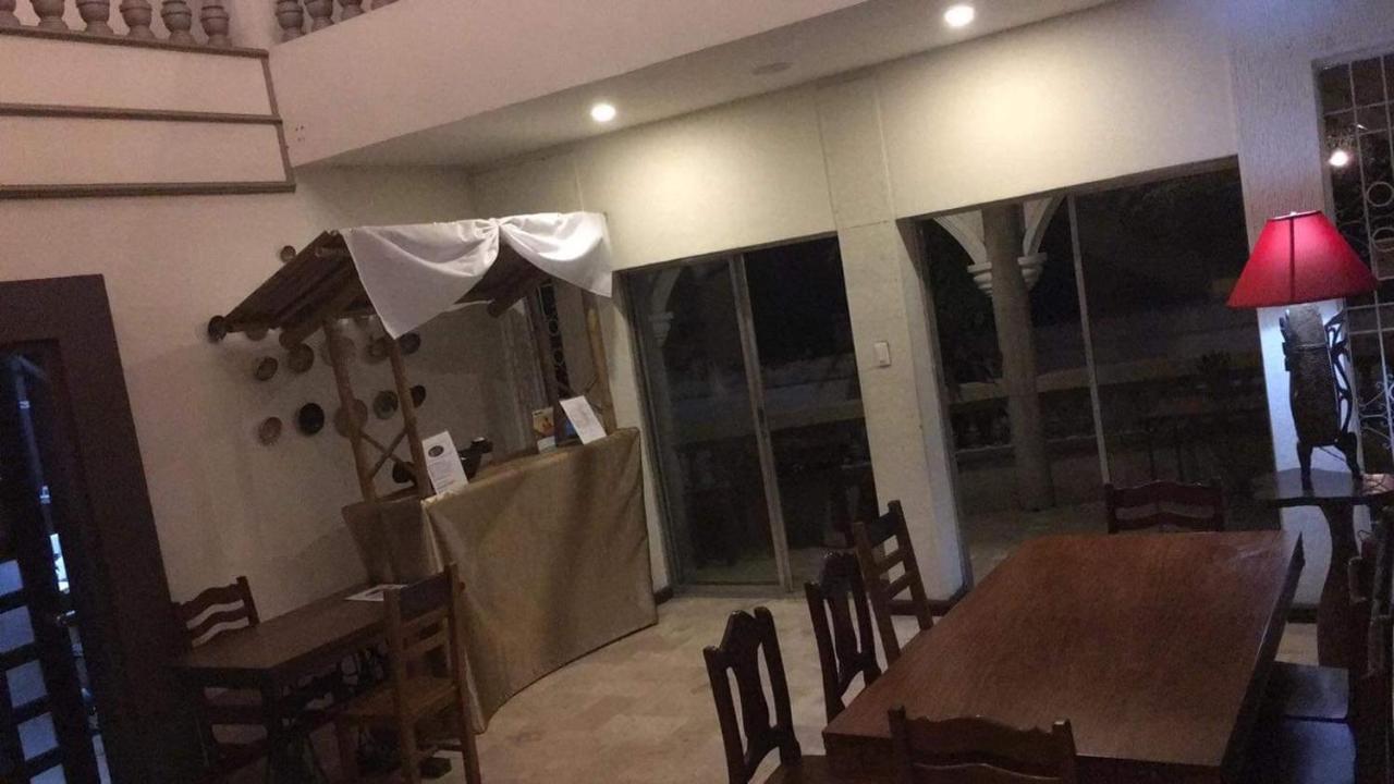 فندق ايلويلوفي  Legacy Mansion الغرفة الصورة